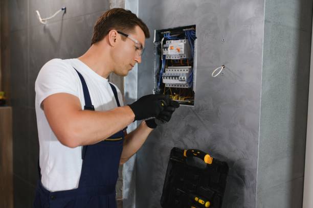 Best Emergency Electrical Repair  in North Sarasota, FL
